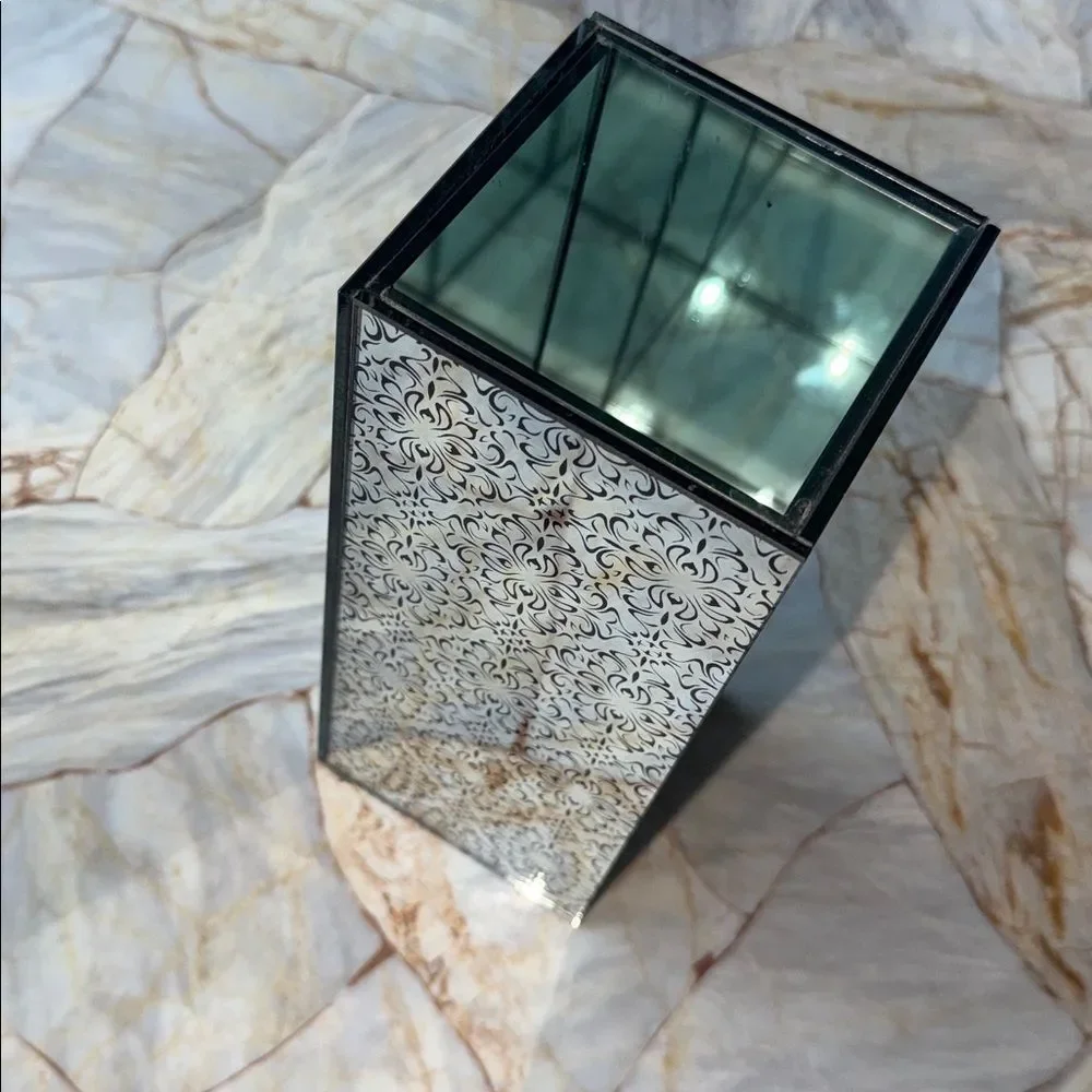Mirrored Damask Filigree Glass Vase Rectangular Column Silver Black 10 Inch